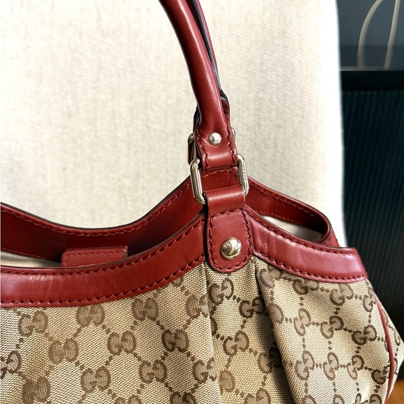 Gucci authentic Sukey bag brown monogram canvas with brick red leather handles - Picture 10 of 16